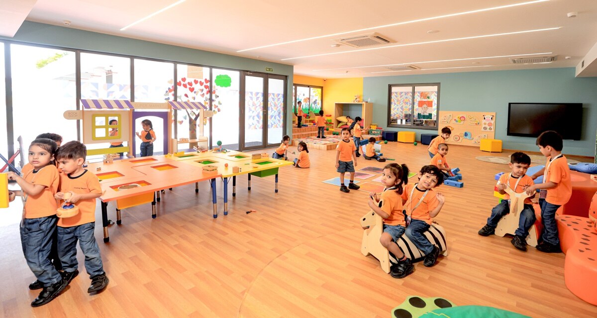 students learing through extra curricular activities