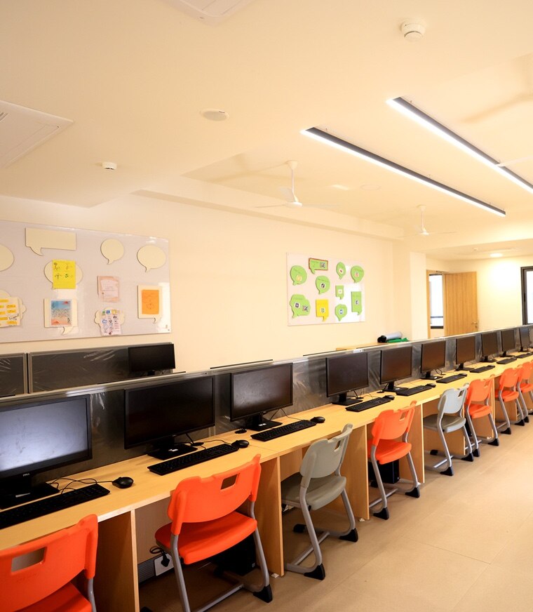 ICT roomat Adani International School